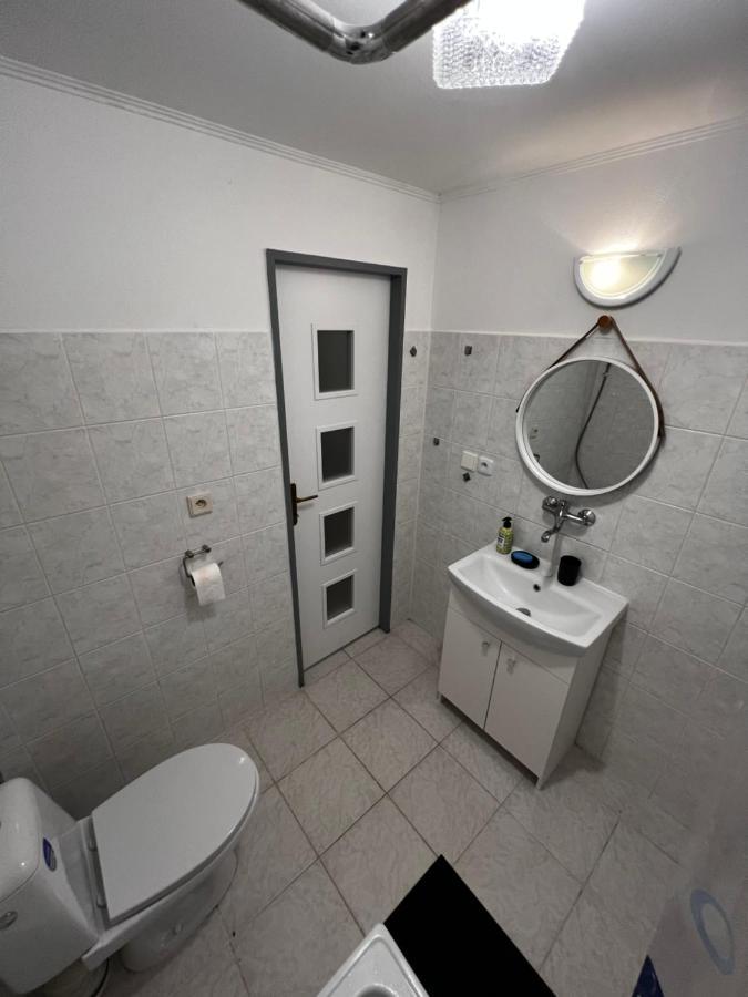 Mlynsky Ostrov Apartment 2 Zdice ภายนอก รูปภาพ