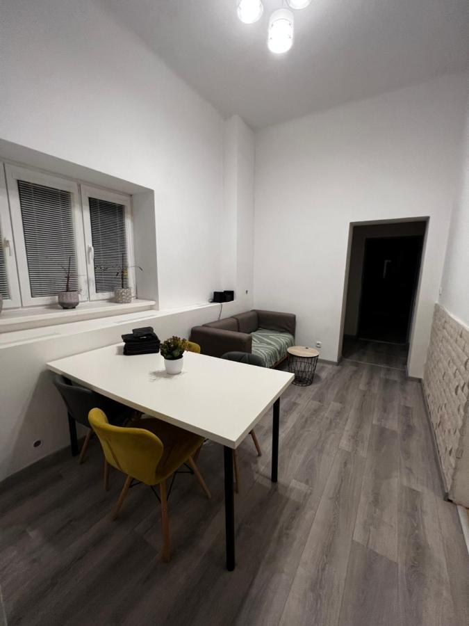 Mlynsky Ostrov Apartment 2 Zdice ภายนอก รูปภาพ